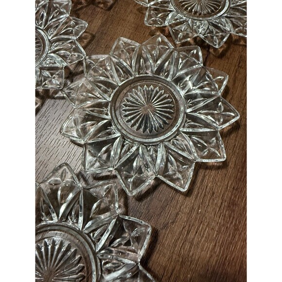 FEDERAL GLASS 1950’s Clear Glass Petal Pattern 6 1/4” Plates 12 Point 6 PCs - Picture 2 of 9
